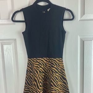 Women’s sleeveless dress. Size small. Brand Rewind